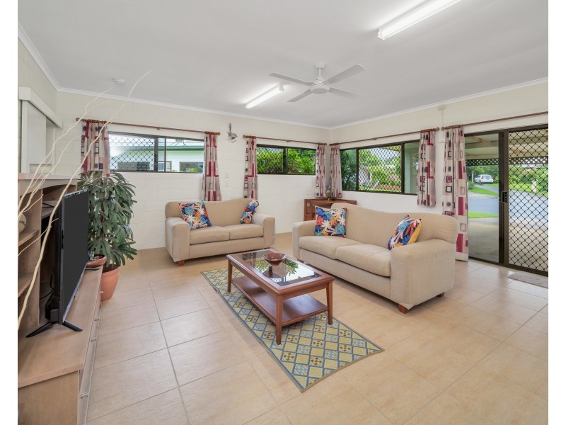 4 Toni Close, Bayview Heights QLD 4868