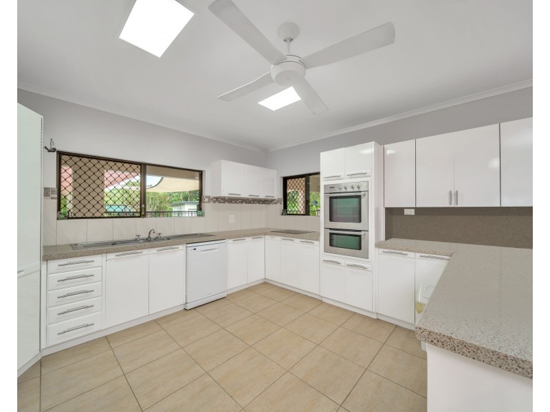 4 Toni Close, Bayview Heights QLD 4868