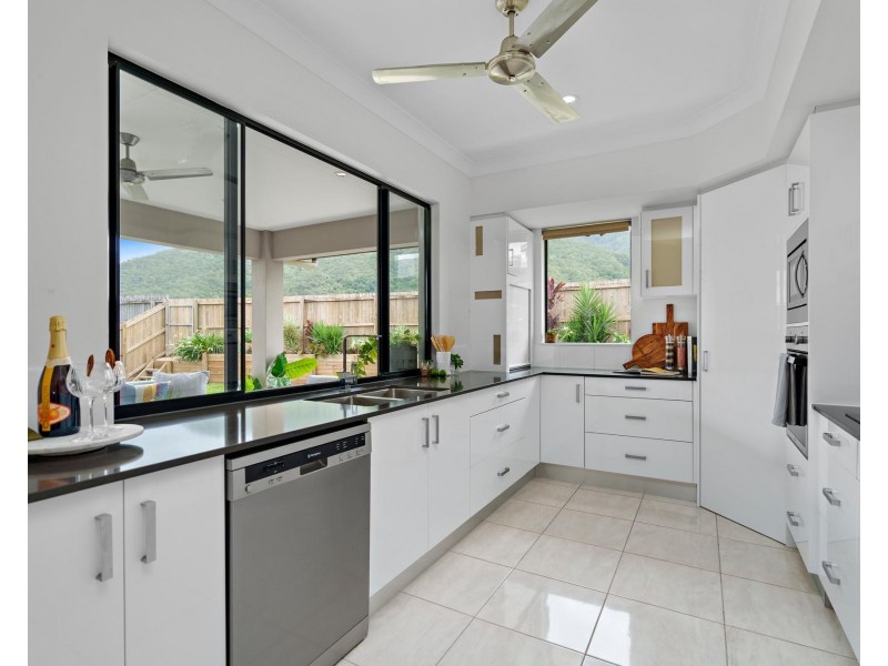 7 Devine Crescent, Gordonvale QLD 4865