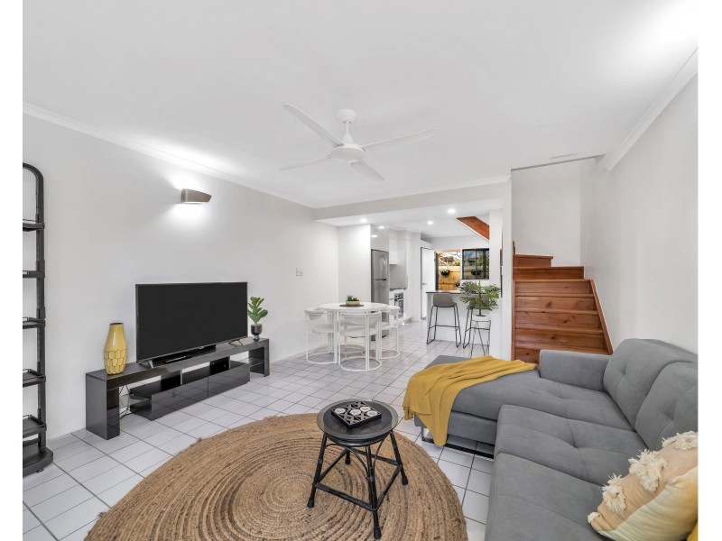 11/18-20 Adair Street, Yorkeys Knob QLD 4878