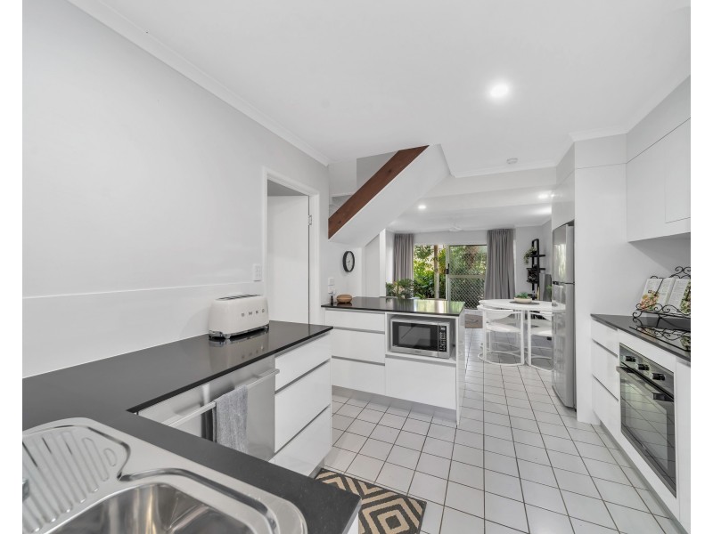 11/18-20 Adair Street, Yorkeys Knob QLD 4878