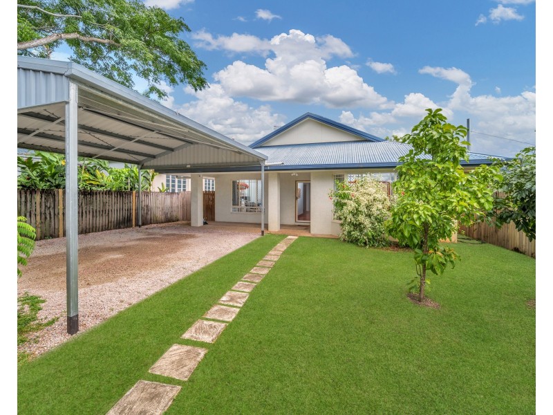 13 Rose Street, Westcourt QLD 4870