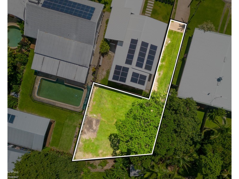 207a Greenslopes Street, Edge Hill QLD 4870