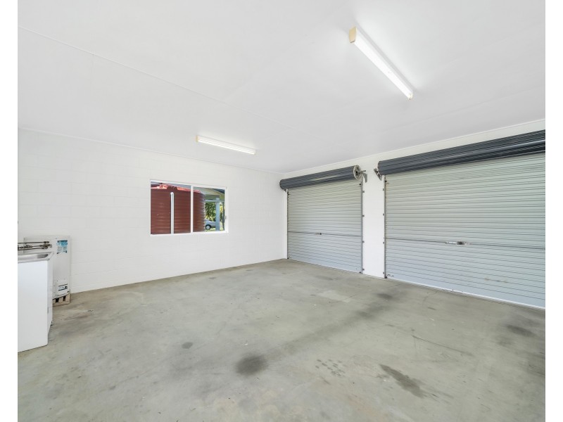 9 Casuarina Street, Tully Heads QLD 4854