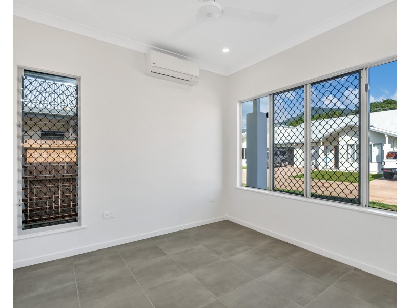 15/15-25 Skull Road, White Rock QLD 4868