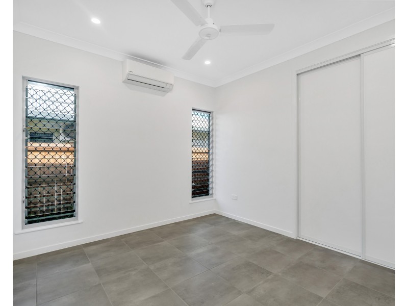 15/15-25 Skull Road, White Rock QLD 4868