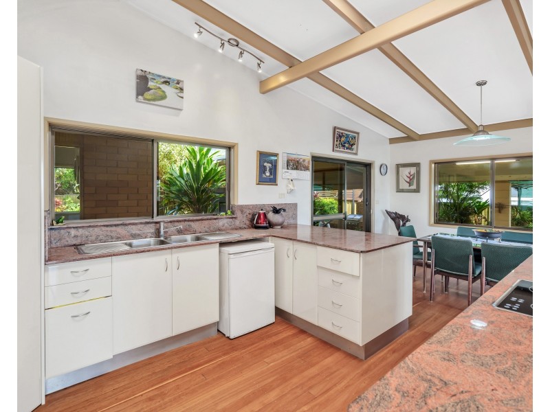 13 Sorrento Street, Woree QLD 4868