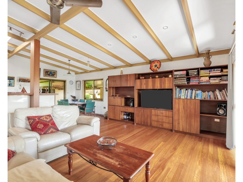 13 Sorrento Street, Woree QLD 4868