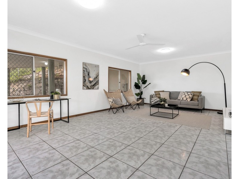 37 Brinsmead Terrace, Brinsmead QLD 4870