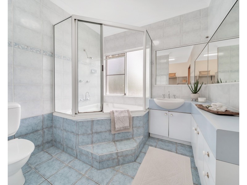 37 Brinsmead Terrace, Brinsmead QLD 4870