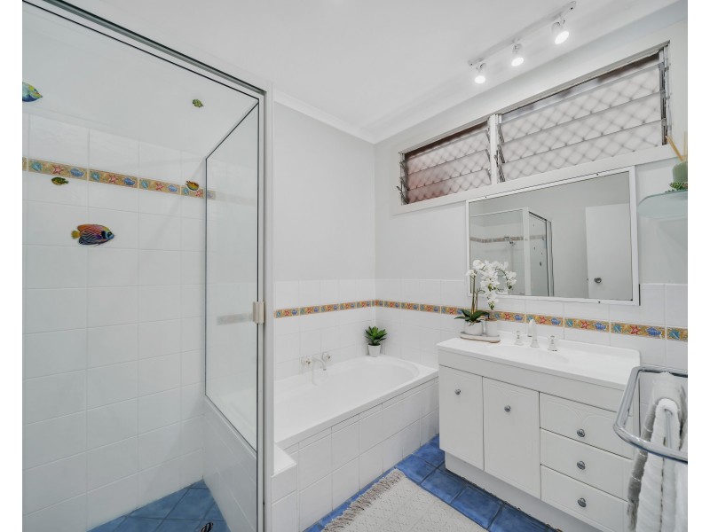 58 Boland Street, Westcourt QLD 4870