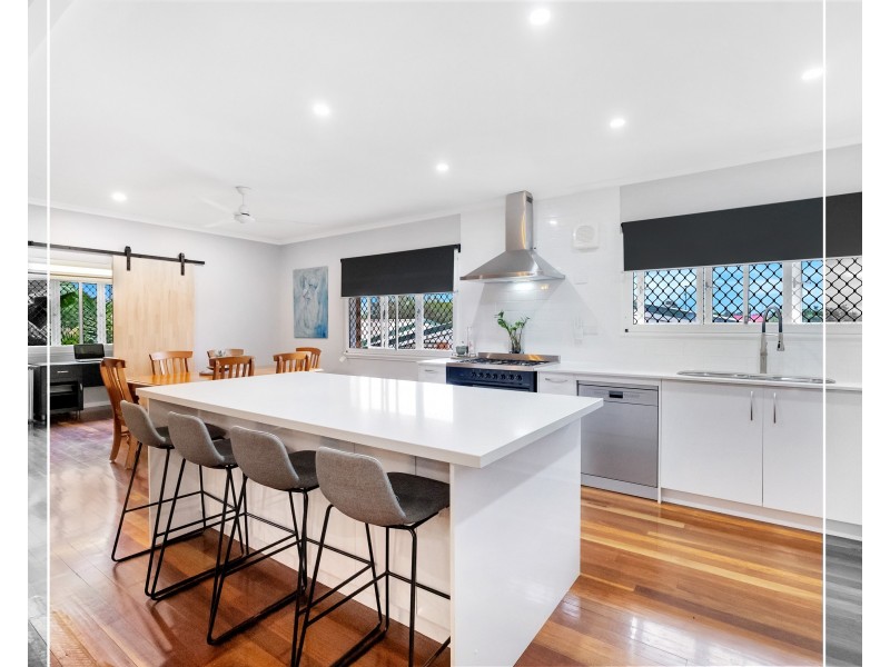 17 Mario Street, Woree QLD 4868