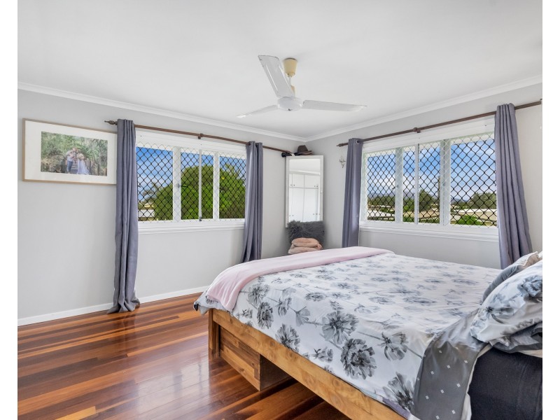 17 Mario Street, Woree QLD 4868