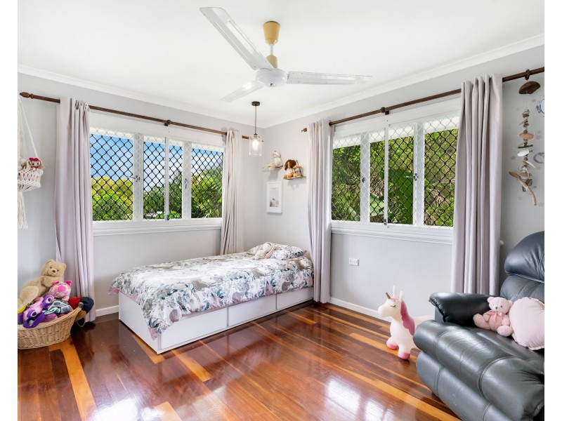 17 Mario Street, Woree QLD 4868