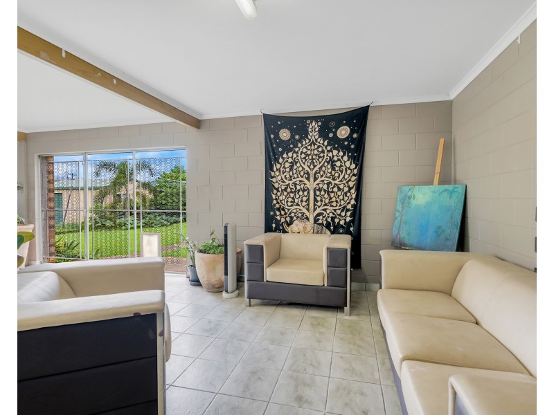 17 Mario Street, Woree QLD 4868