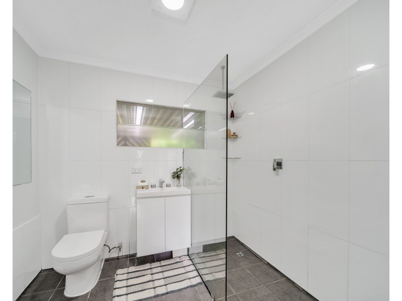 5 Basalt Street, Brinsmead QLD 4870