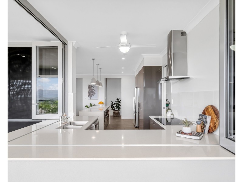 11 Bacalakis Close, Mount Sheridan QLD 4868