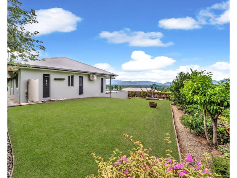 11 Bacalakis Close, Mount Sheridan QLD 4868