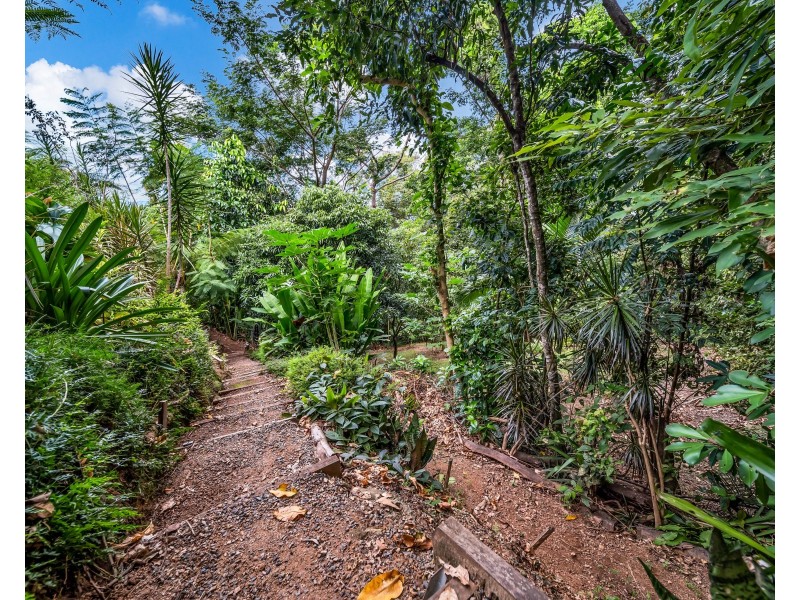 11 Bacalakis Close, Mount Sheridan QLD 4868