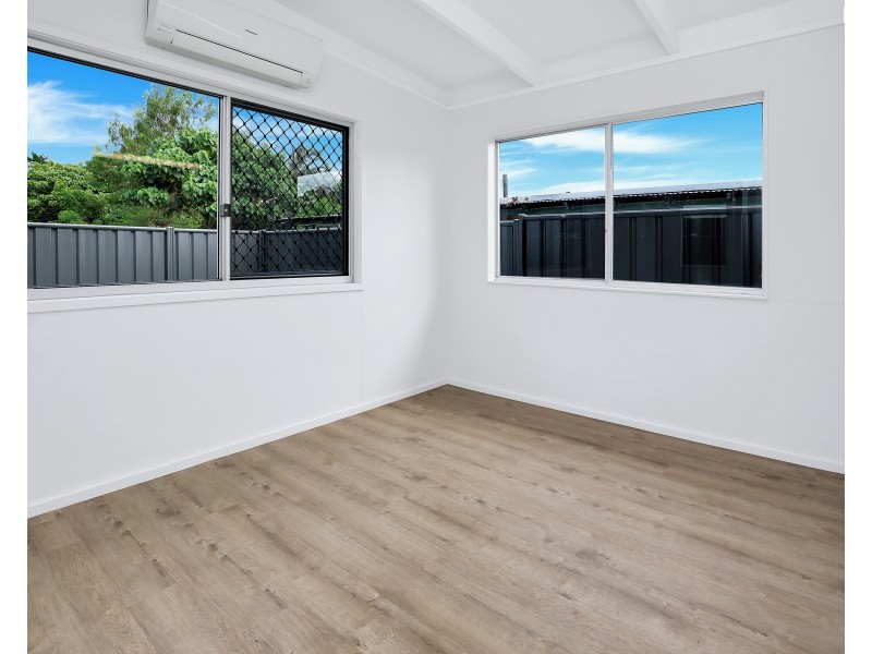 25 Sperring Street, Manunda QLD 4870