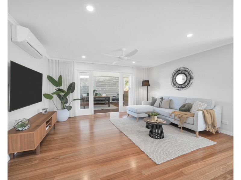 207 Greenslopes Street, Edge Hill QLD 4870