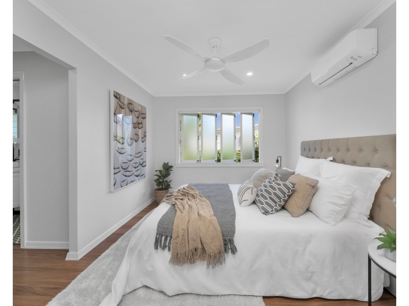 207 Greenslopes Street, Edge Hill QLD 4870