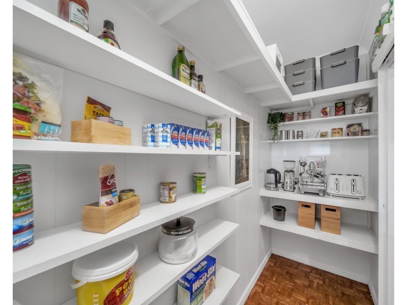 52 Bella Vista Avenue, Belvedere QLD 4860