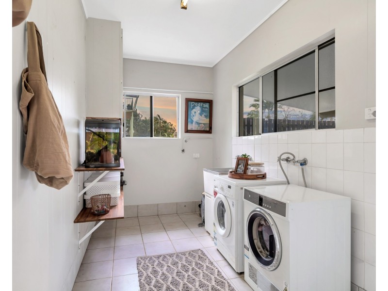 52 Bella Vista Avenue, Belvedere QLD 4860