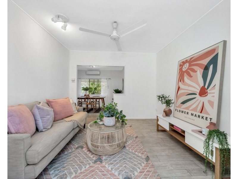 54 Waite Street, Machans Beach QLD 4878