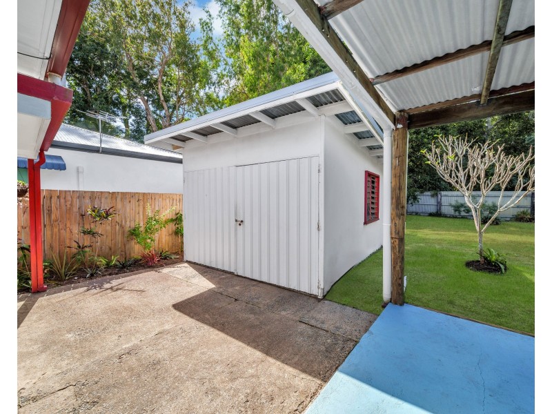 54 Waite Street, Machans Beach QLD 4878