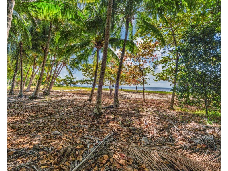 54 Waite Street, Machans Beach QLD 4878