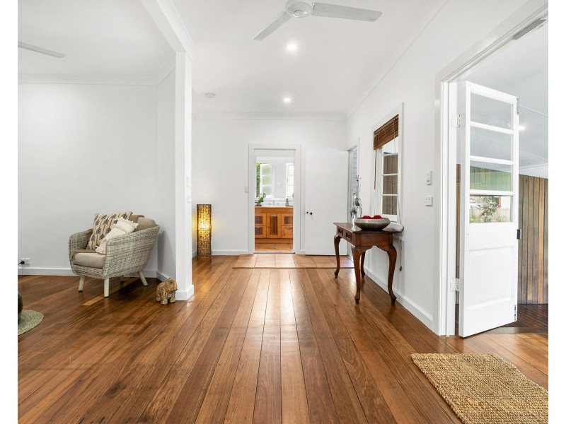 85 Tills Street, Westcourt QLD 4870