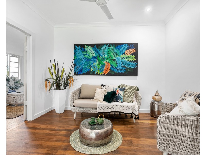 85 Tills Street, Westcourt QLD 4870