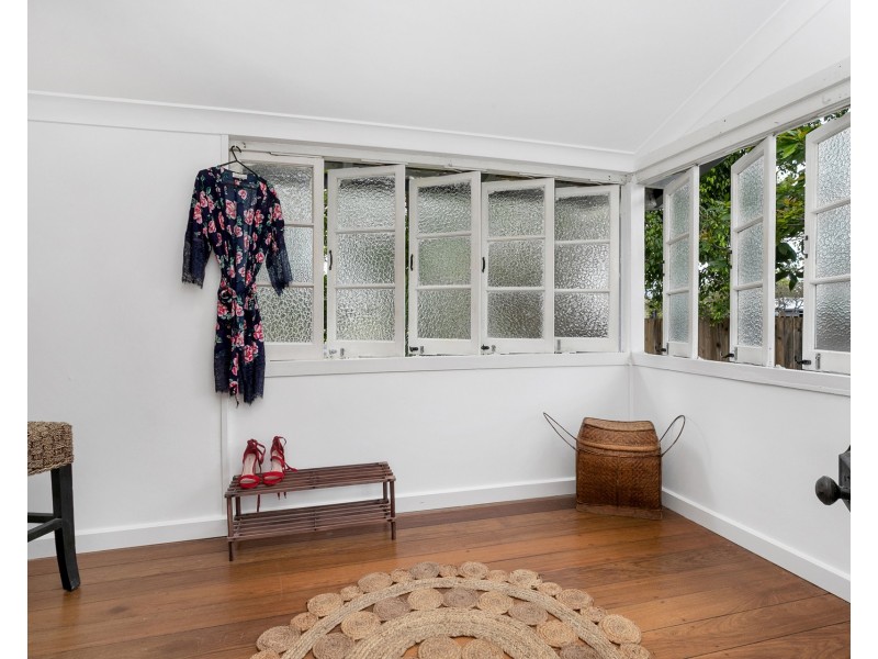 85 Tills Street, Westcourt QLD 4870