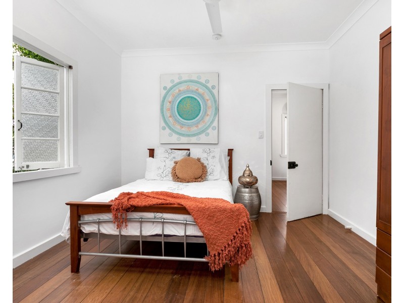 85 Tills Street, Westcourt QLD 4870