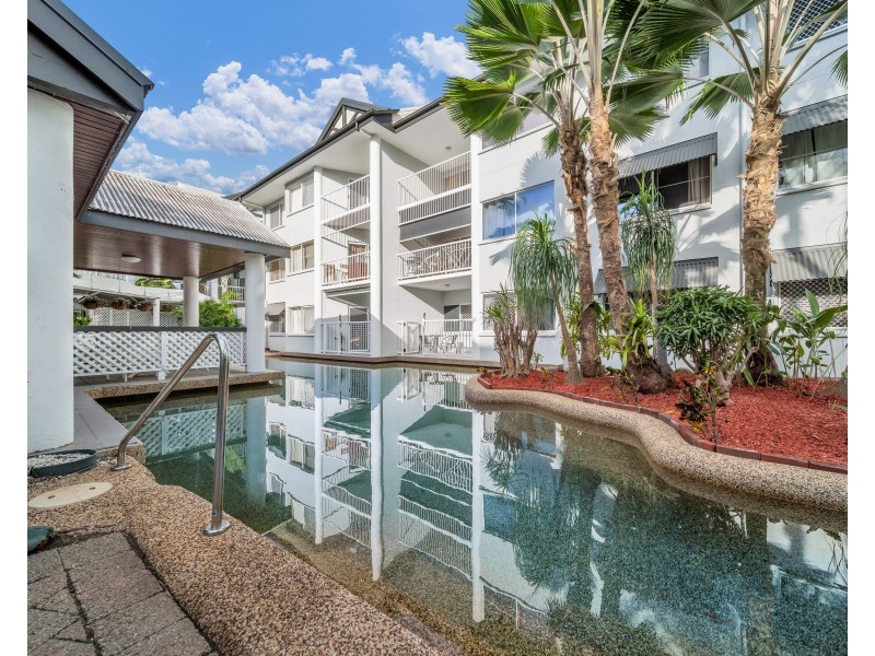 117/225 McLeod Street, Cairns North QLD 4870