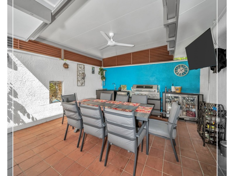 30 Derby Street, Yorkeys Knob QLD 4878