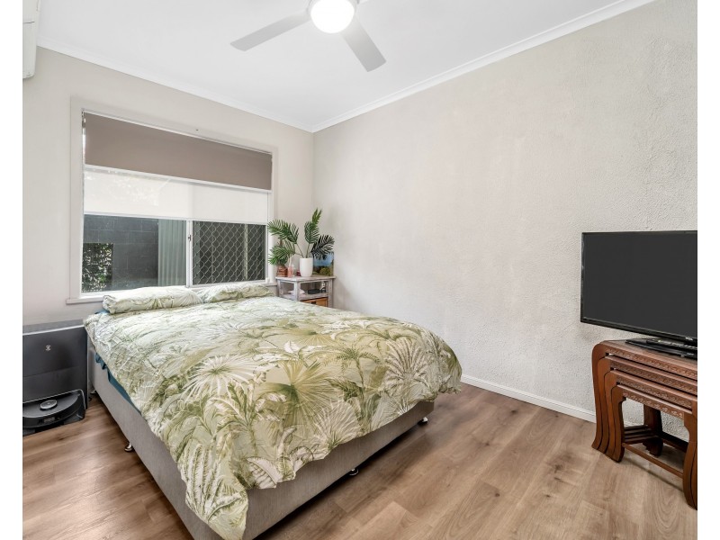 30 Derby Street, Yorkeys Knob QLD 4878