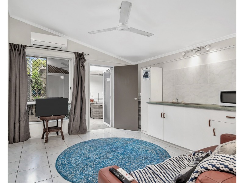 30 Derby Street, Yorkeys Knob QLD 4878