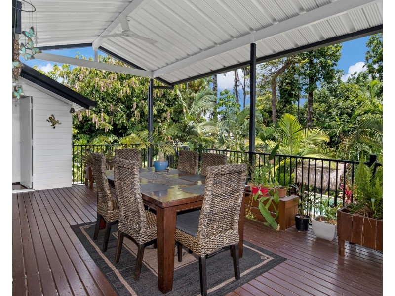 19 Keirle Avenue, Whitfield QLD 4870