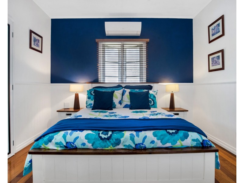 19 Keirle Avenue, Whitfield QLD 4870