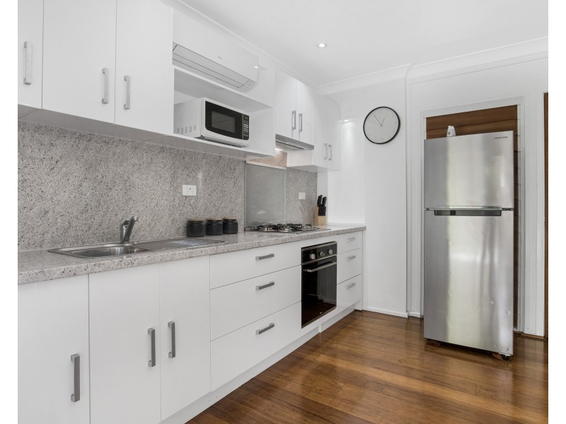 19 Keirle Avenue, Whitfield QLD 4870