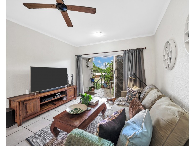 8/306 Pease Street, Edge Hill QLD 4870