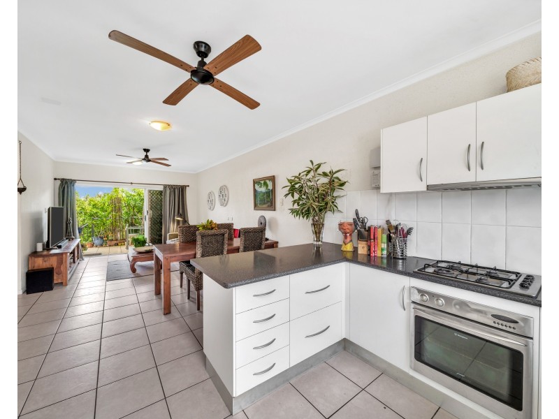 8/306 Pease Street, Edge Hill QLD 4870