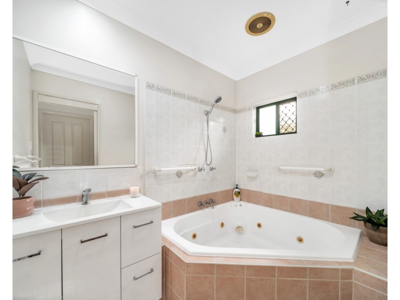 41 Canecutter Road, Edmonton QLD 4869