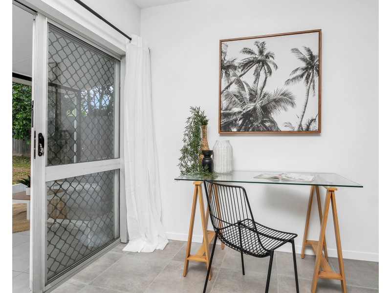 27 Fishburn Street, Bentley Park QLD 4869