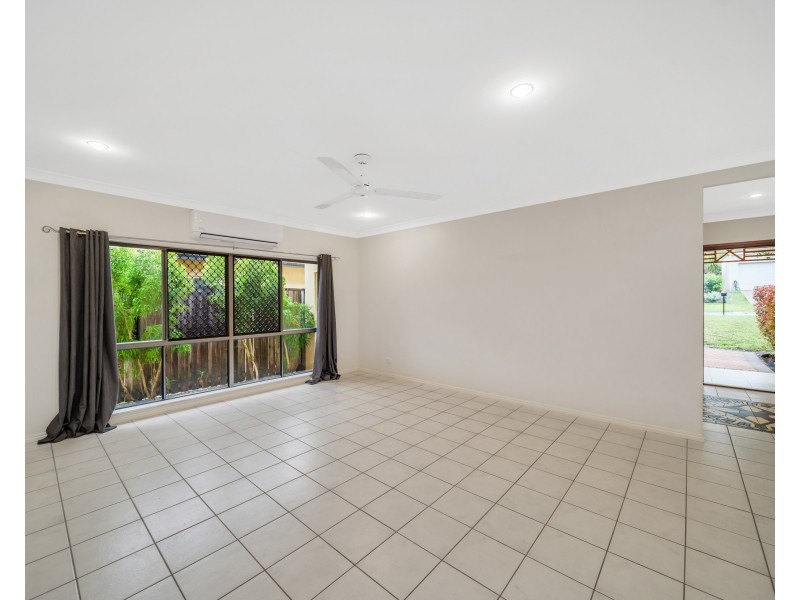 4 Melville Close, Mount Sheridan QLD 4868