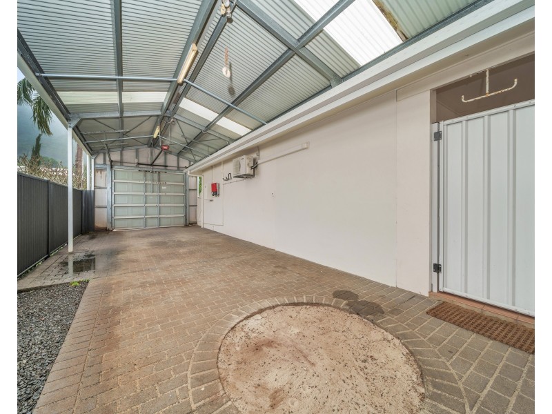7 Strathmore Court, Mooroobool QLD 4870