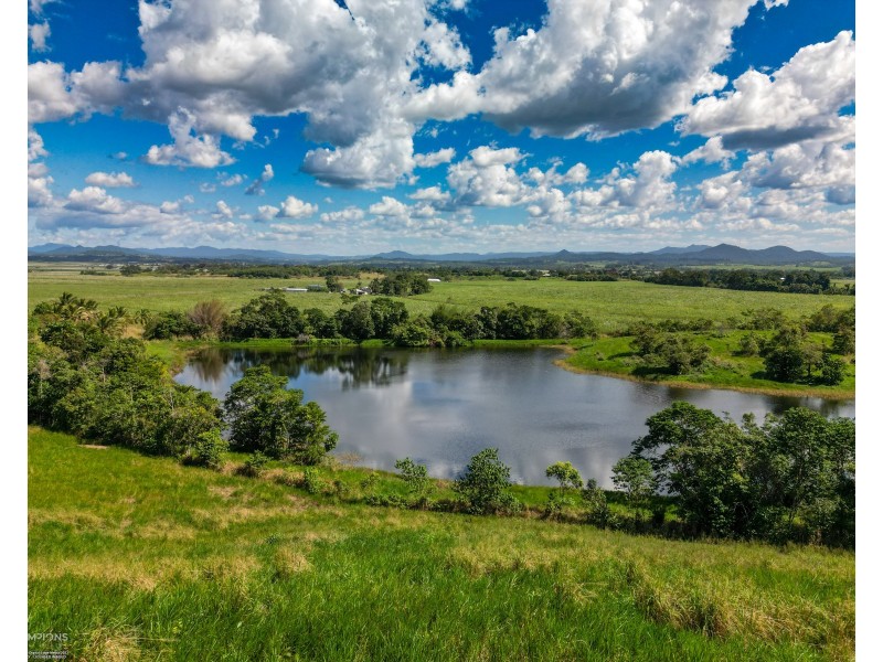 13 Pandanus Road, Sundown QLD 4860