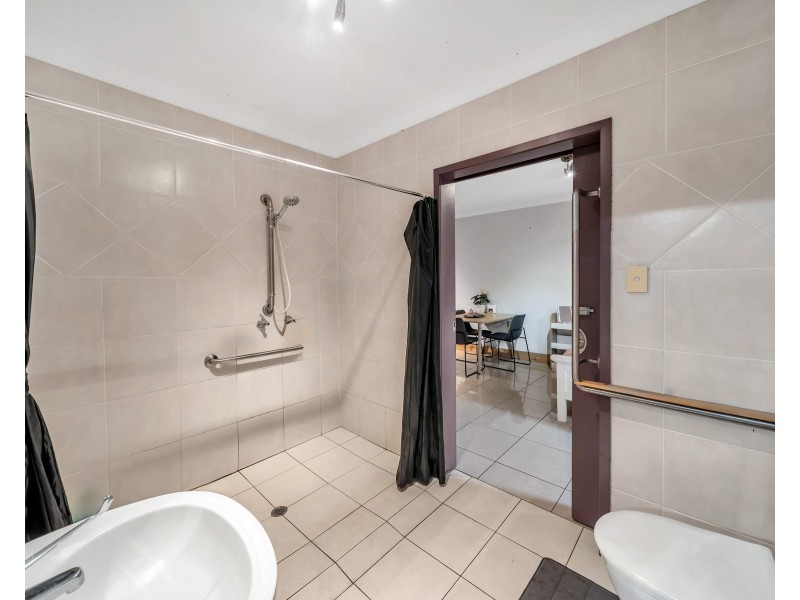 17 Barry Street, Bungalow QLD 4870